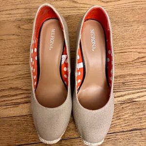 Espadrille wedges